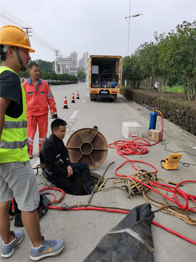五台翻衬法管道修复技术主要工序